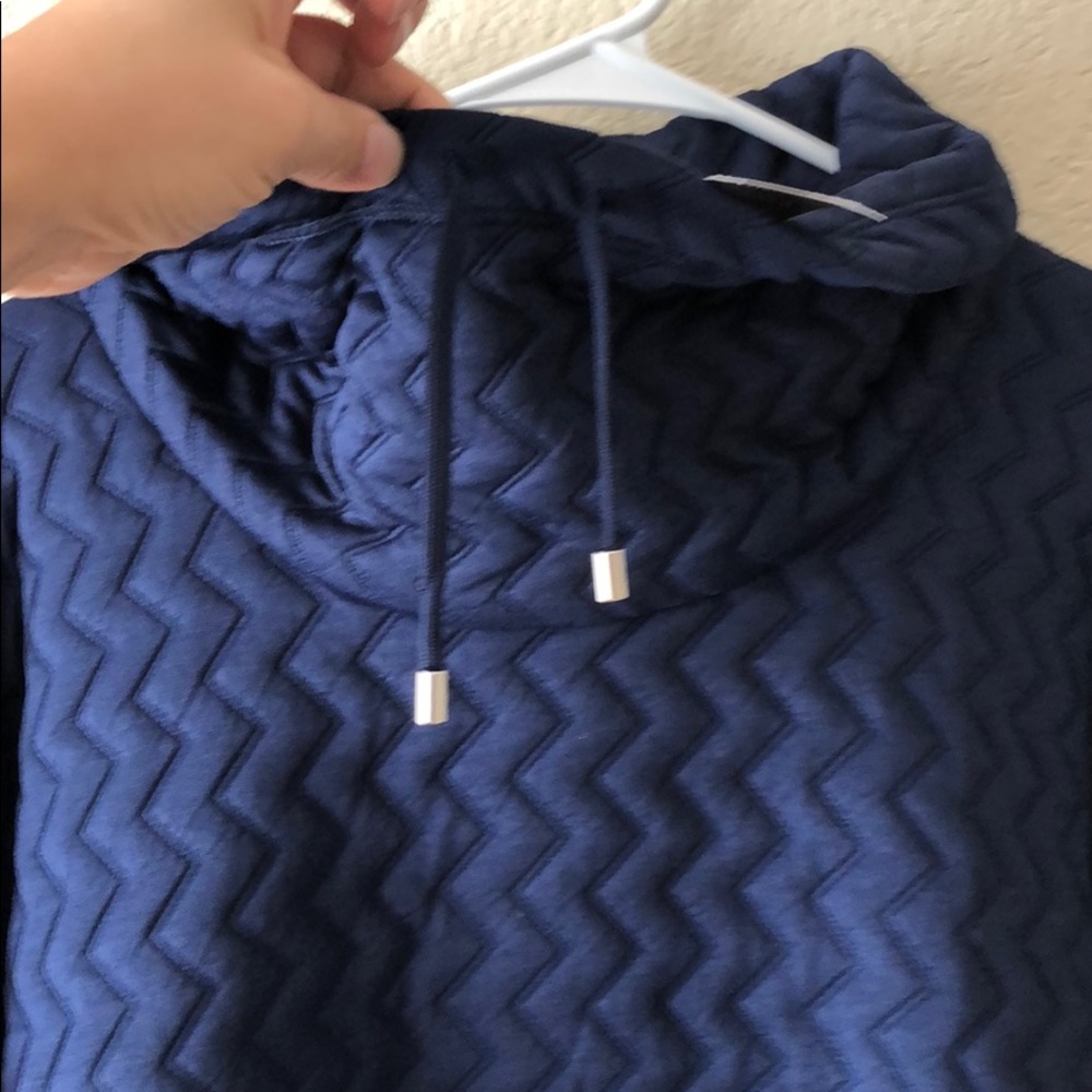 NWT! {Chico’s} Zenergy Textured Pullover - Picture 4 of 5